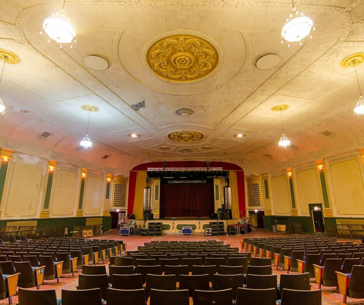 Portage Theater: A Historic Gem of Entertainment, IL