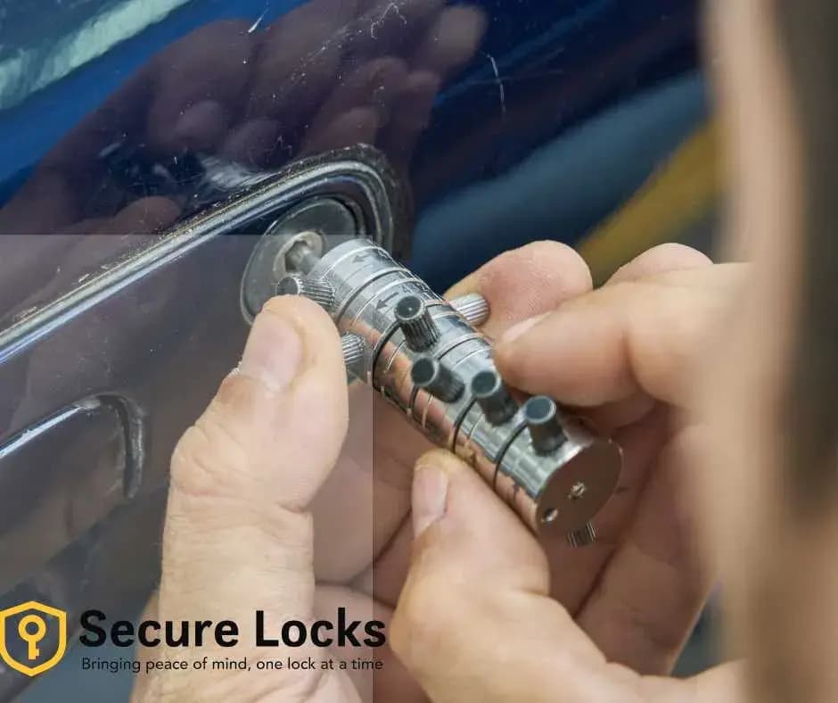 The Driver's Guide to Choosing the Right Car Locksmith Services