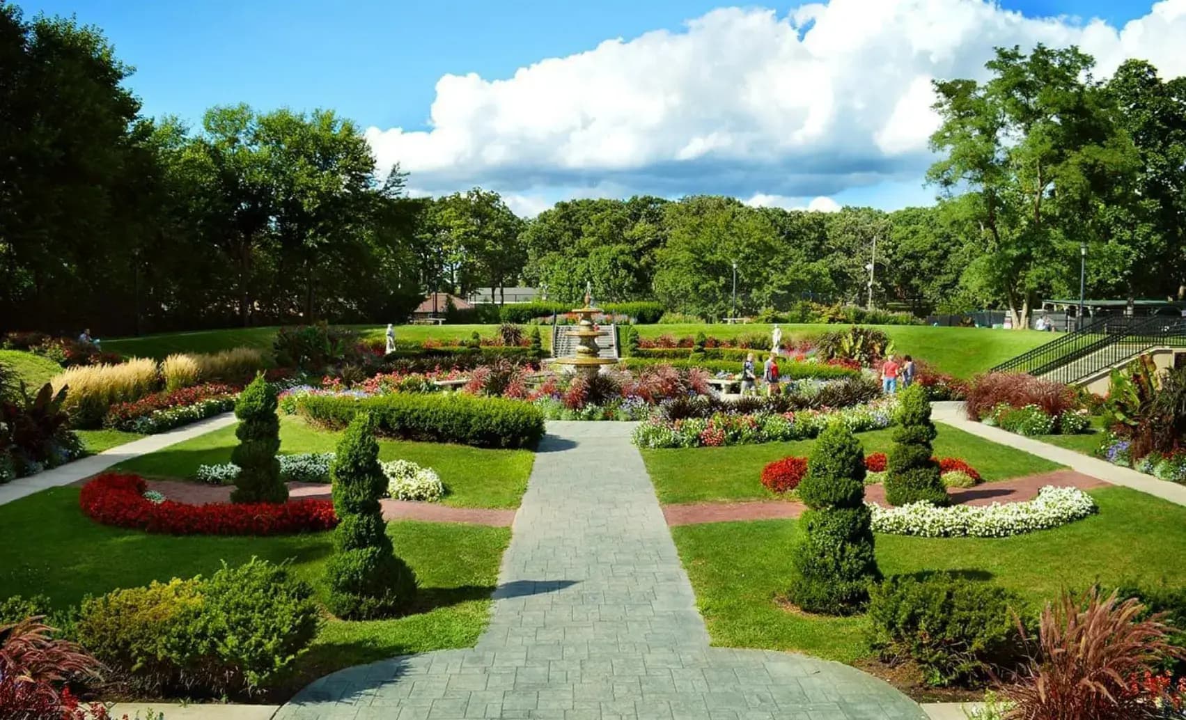 A Wild Adventure Awaits: Exploring Phillips Park Zoo in Aurora, IL