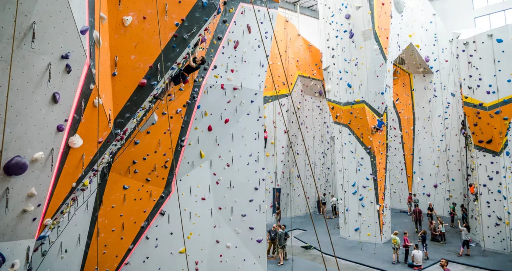 Scaling New Heights at First Ascent in Avondale, IL: Your Guide to Top-Rated Climbing Adventures