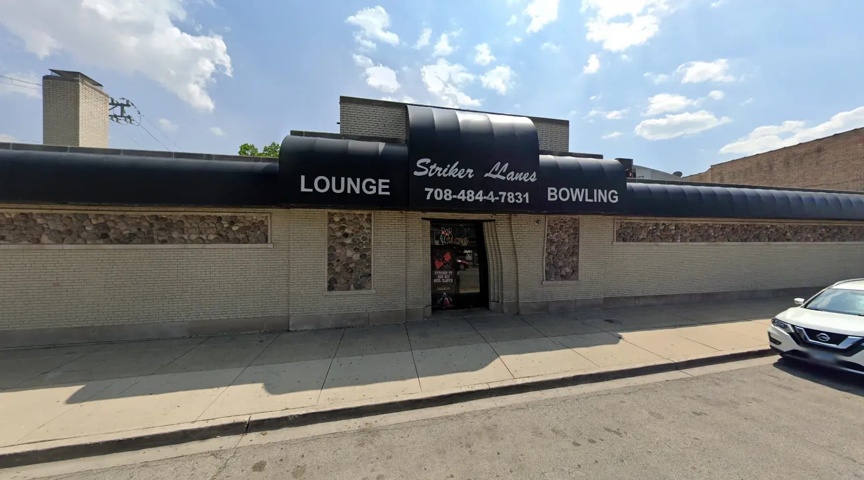 Bowling Night Done Right: Striker Lanes Inc in Berwyn, IL