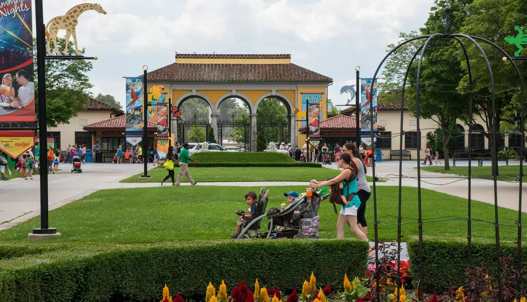 Explore Wildlife Wonders at Brookfield Zoo: A Must-Visit Destination in Brookfield, IL