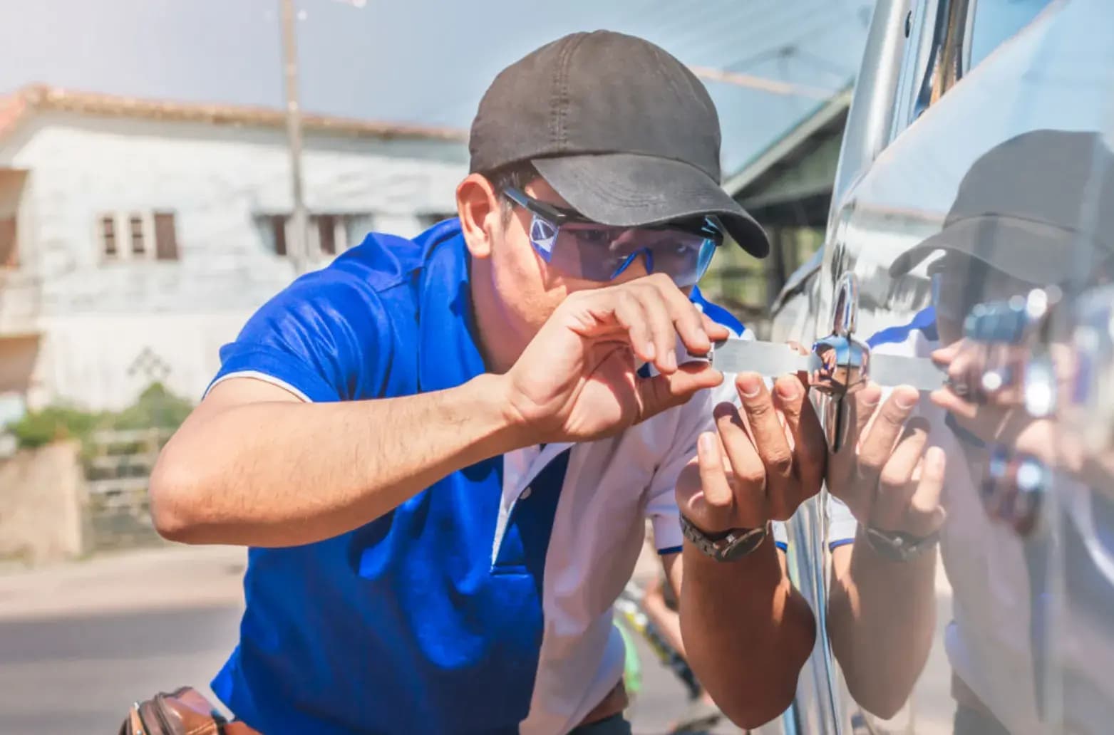 What to Do if You’re Locked Out of Your Car and Need a Professional Locksmith