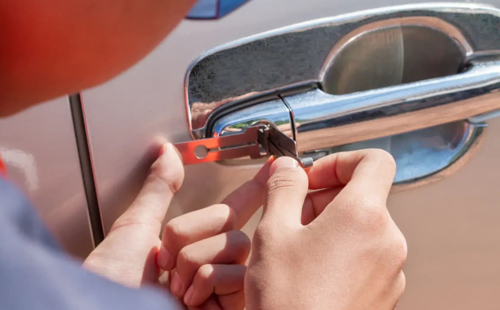 How to Prevent Car Locksmiths in Chicago from Damaging Your Car's Electronic Systems