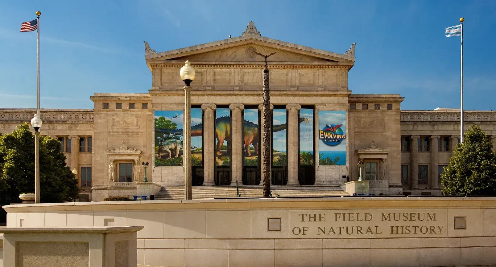 Unearthing Wonders: Discover the Fascinating World of the Field Museum in Chicago, IL