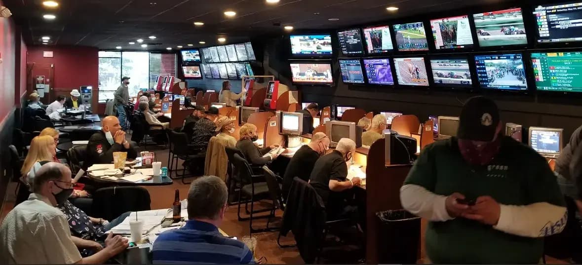 Bet, Watch, Win: Unleash the Action at Hawthorne Race Course & Fanatics Sportsbook in Cicero, IL
