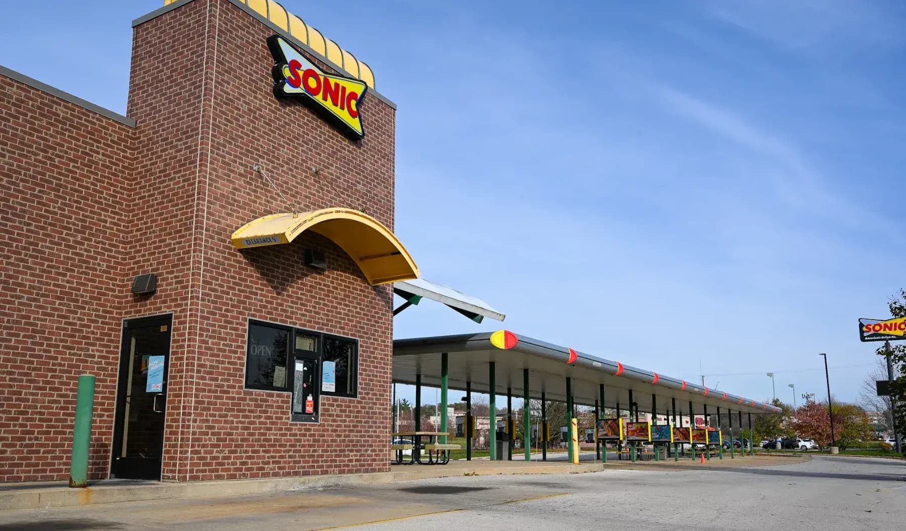Classic Eats at Sonic Drive-In: A Franklin Park, IL Favorite