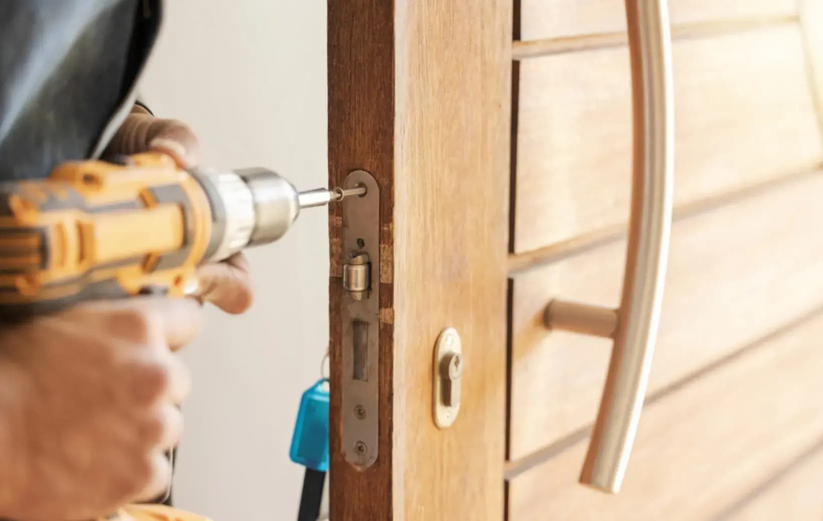 How a Locksmith Can Assist in Securing Your Business Premises