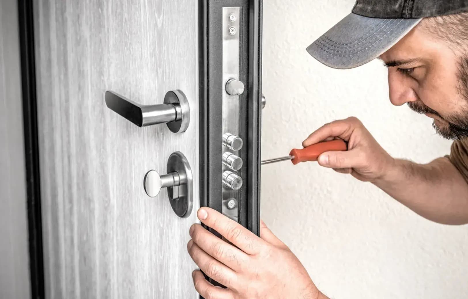 The Role of a Locksmith in Preventing Break-ins