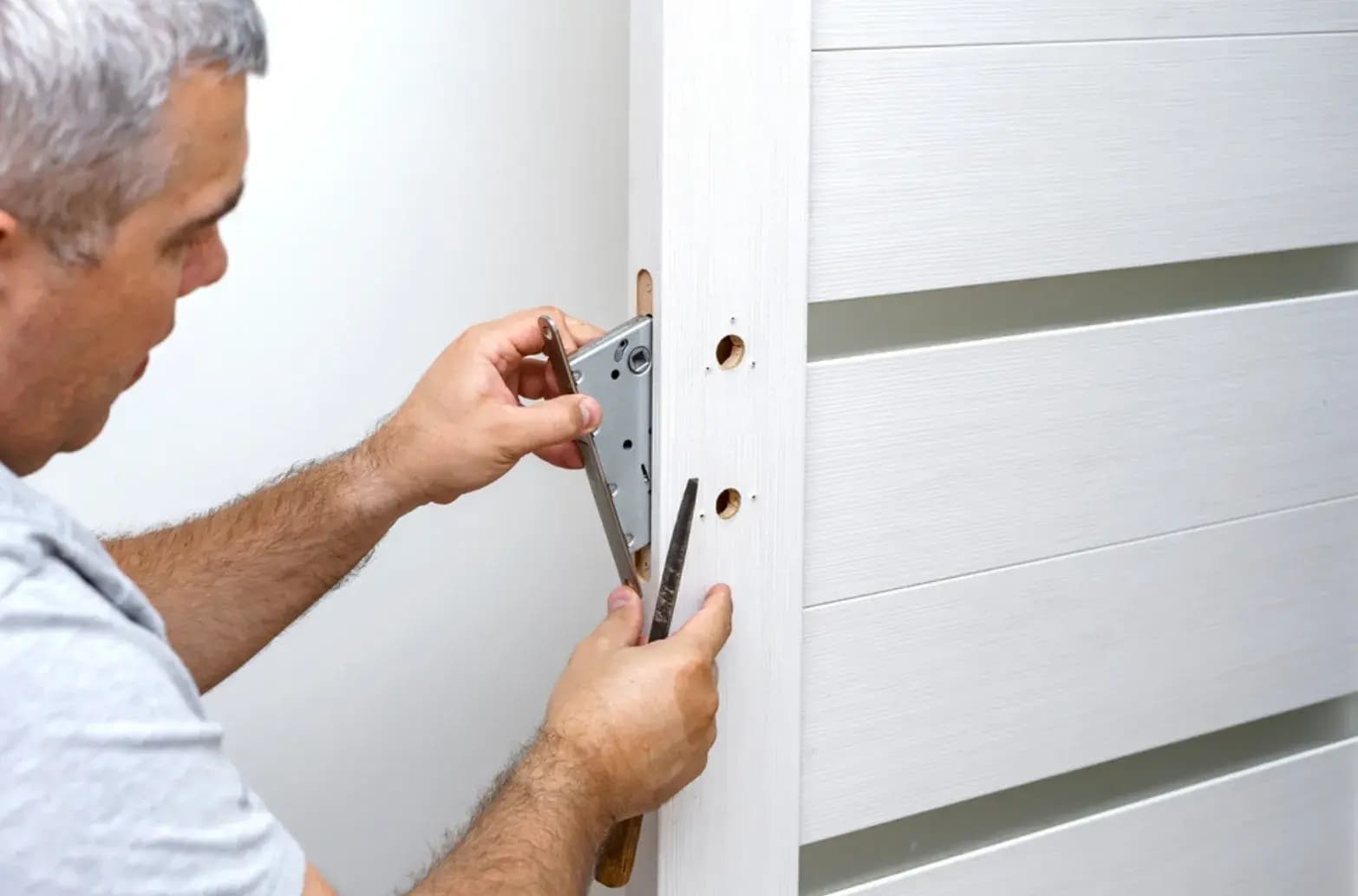 What to Look for When Choosing a Locksmith?