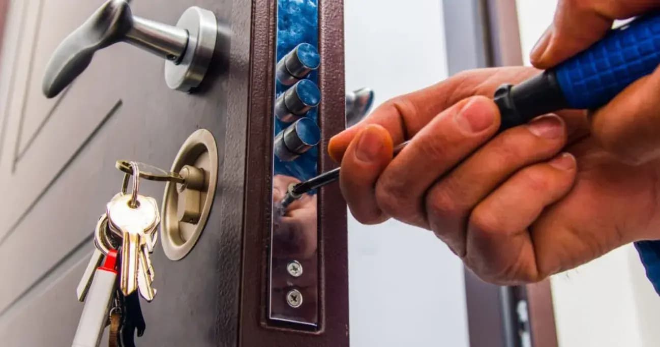 Enhancing Workplace Security With Professional Locksmith Services