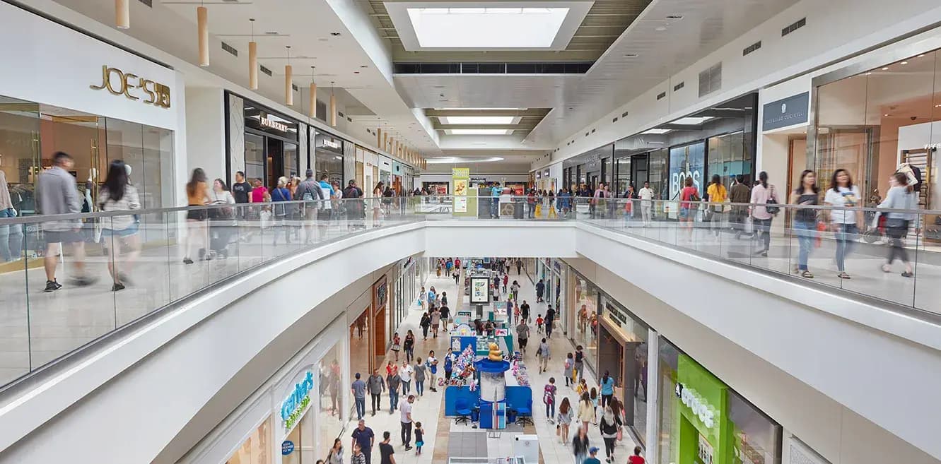 A Shopper's Paradise: Explore High-End Brands and Savings at Fashion Outlets of Chicago in Rosemont, IL