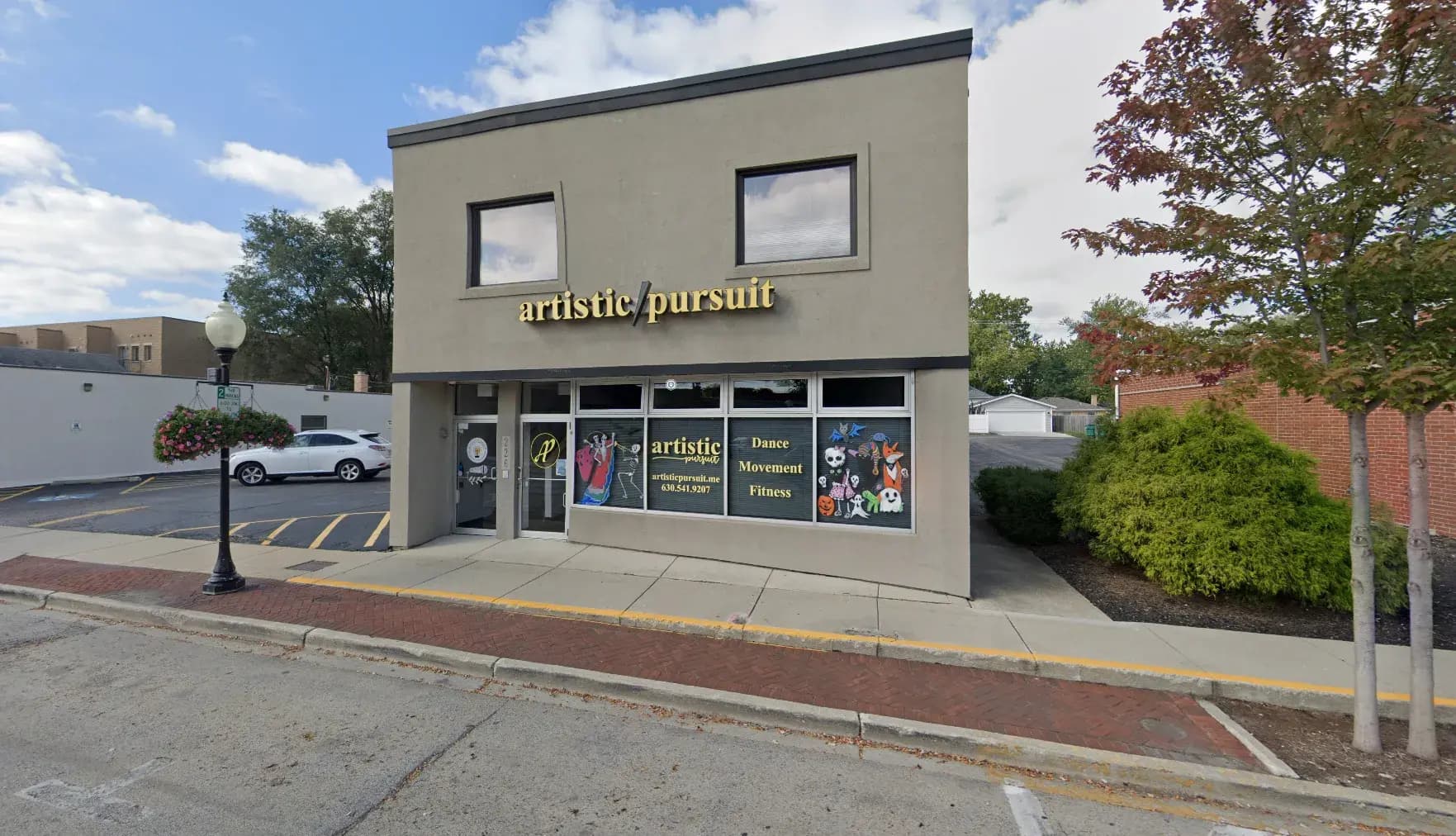 Explore Your Artistic Side: Discover the Best Art Classes at Artistic Pursuit in Westmont, IL