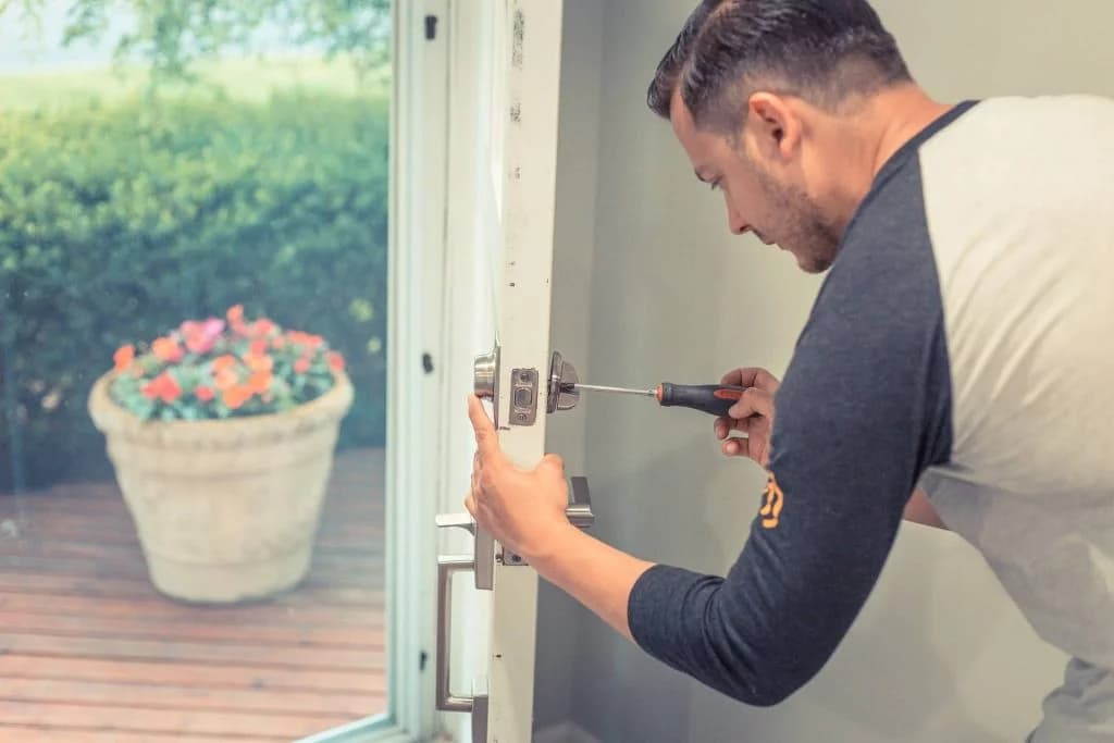 Lock Change - Professional locksmith service